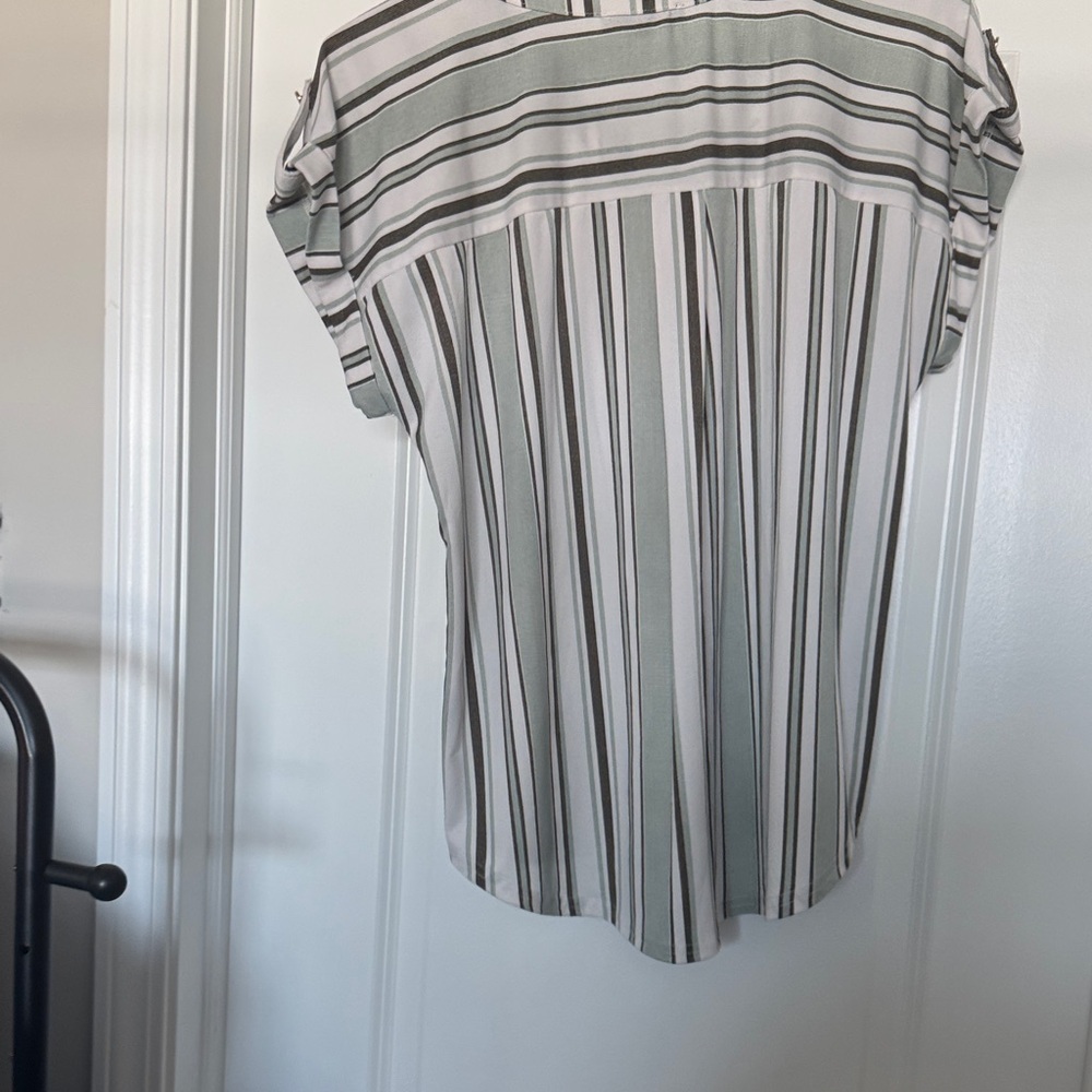 White and Green Striped Blouse - Picture 3 of 4